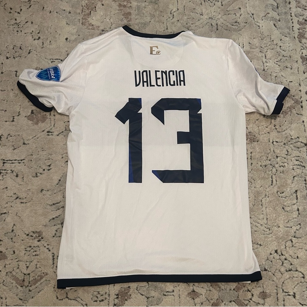 Marathon Authentic Ecuador Copa America 2024 Enner Valencia Jersey Men’s Sz: L - Picture 8 of 9